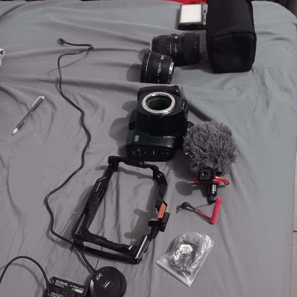 Black Magic 6k pro camera, sigma lens and accessories - Picture 1 of 8